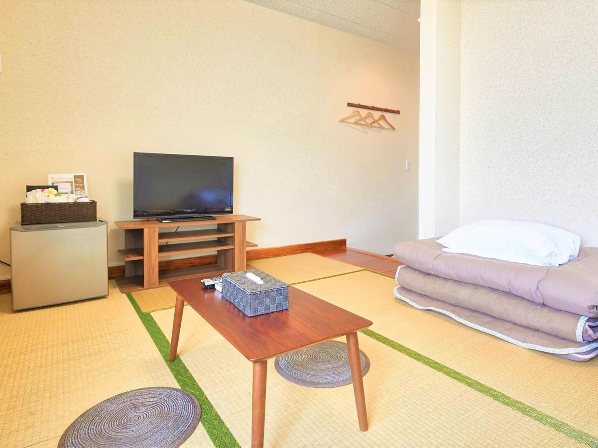 民宿さざんか Okinawa Exteriör bild